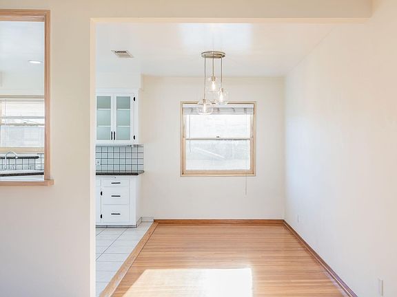 2nd image of 1745 N Mariposa Ave #F