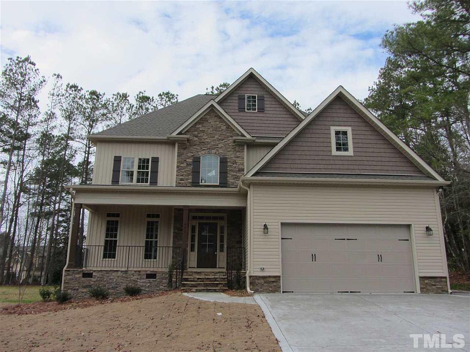 1st image of 491 Carolina Oaks Ave