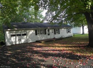 1578 Weaver Rd, Amherst, OH 44001