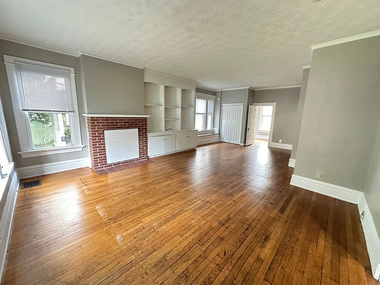 Central Campus OSU Single Family Home with plenty of Off-Street Parking — Photo 4