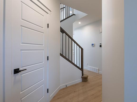 2nd image of 4005 36th St