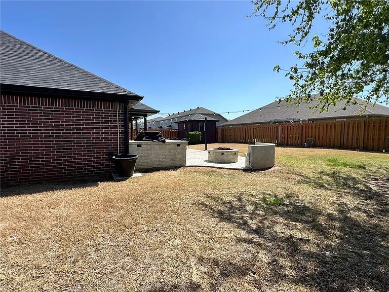 4305 SW Limestone Ave — Photo 17