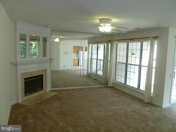 4th image of 8218 Catbird Cir Unit 202