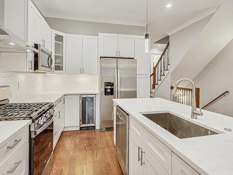 6626 S Ingleside Ave — Photo 10