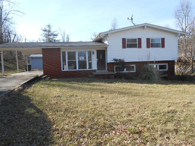1st image of 965 Hillcrest Dr S