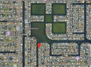 404 SE 9th Pl, Cape Coral, FL 33990