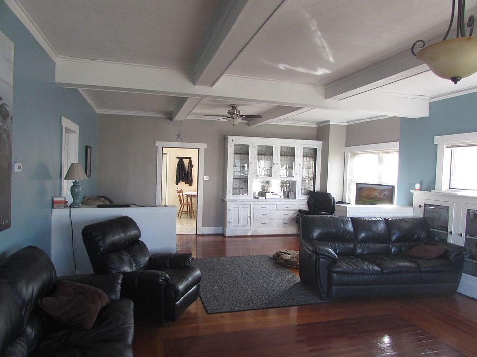 Living rm dining rm