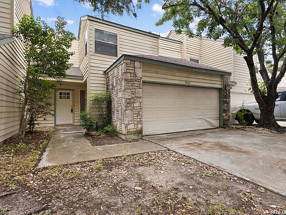 3rd image of 8565 Echo Creek Lane