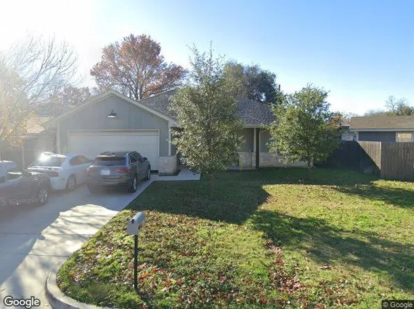 721 W Redbud Dr, Hurst, TX 76053