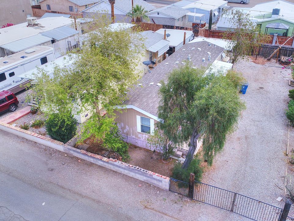 1st image of 31912 Riverview Dr