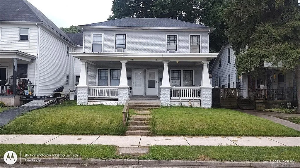 2 bed, 1.0 bath, 1898 sqft, $1,100 — Photo 1