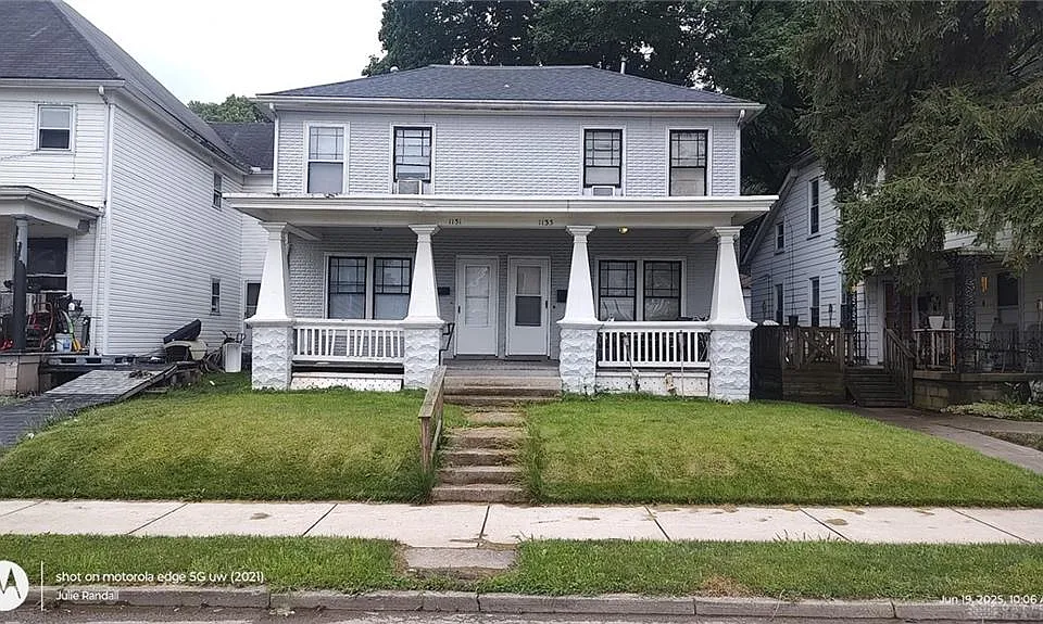 1131 W High St