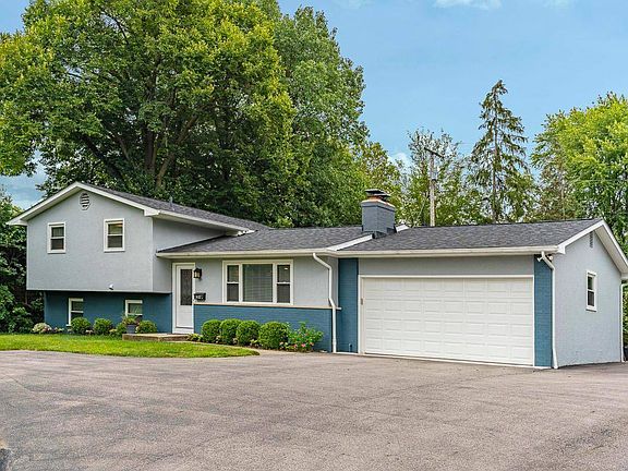 3rd image of 1027 Norway Dr