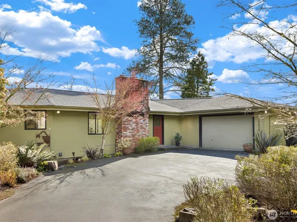 15630 94th Avenue SW, Vashon, WA 98070