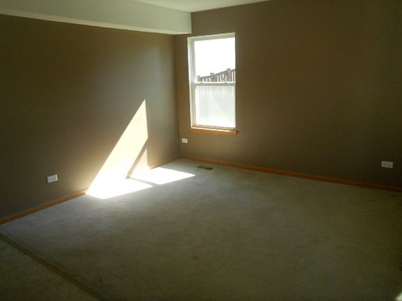 3rd image of 17209 Dundee Dr