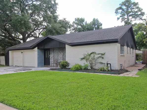 5530 Loch Lomond Dr, Houston, TX 77096