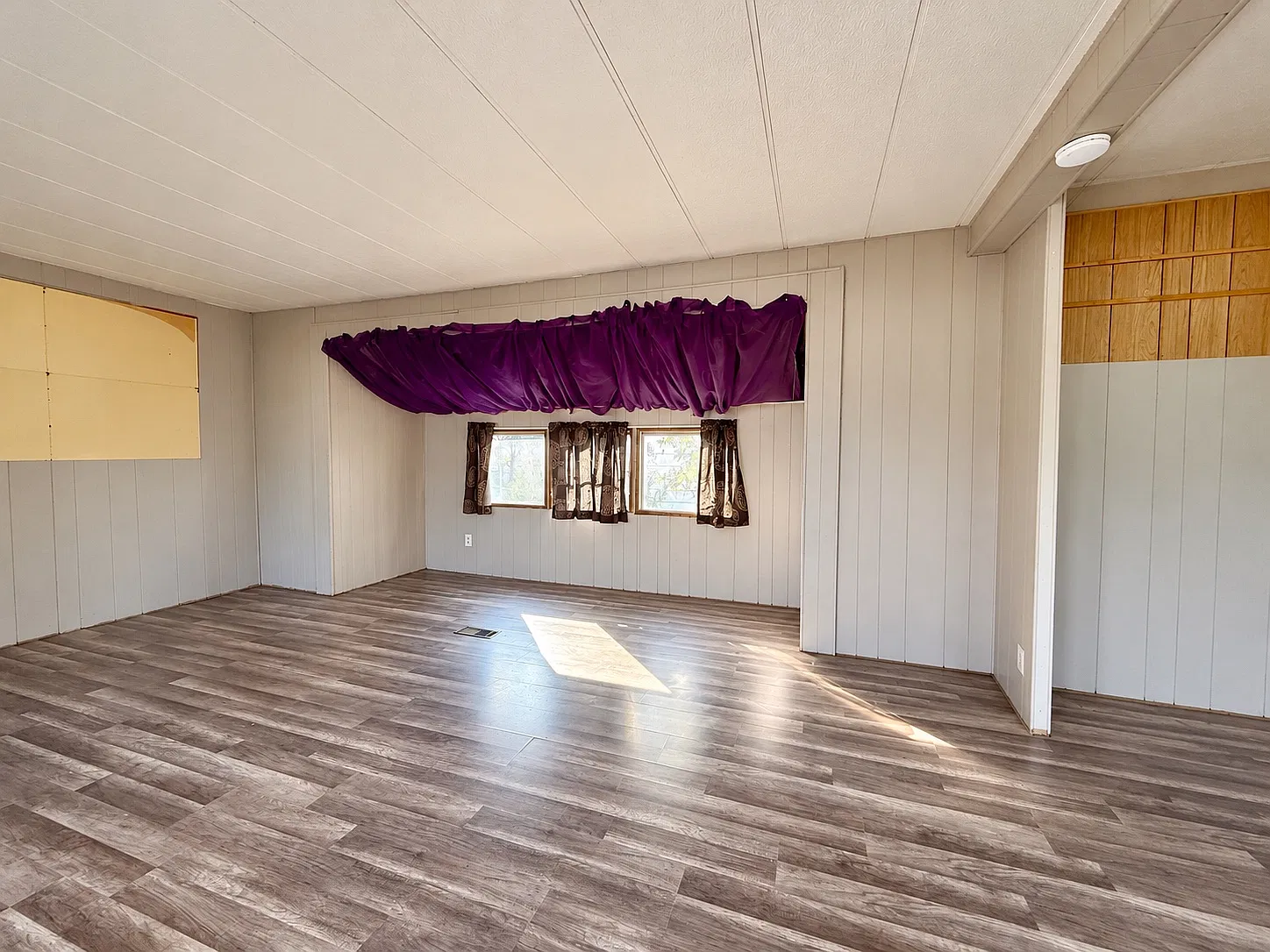 2 bed, 720 sqft, $1,500 — Photo 3