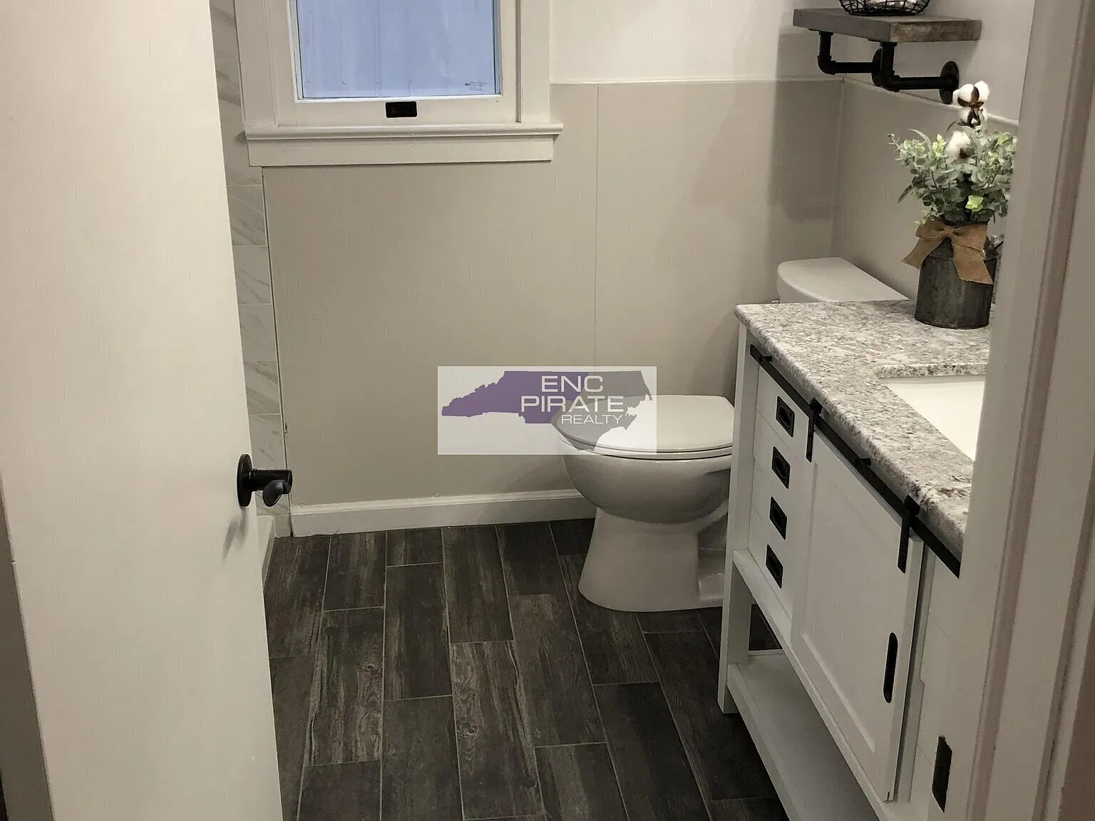 2 bed, $850 — Photo 4