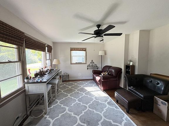 4th image of 141 Ashe Ln