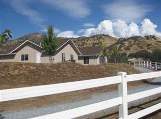 7248 Perlman Dr, Sanger, CA