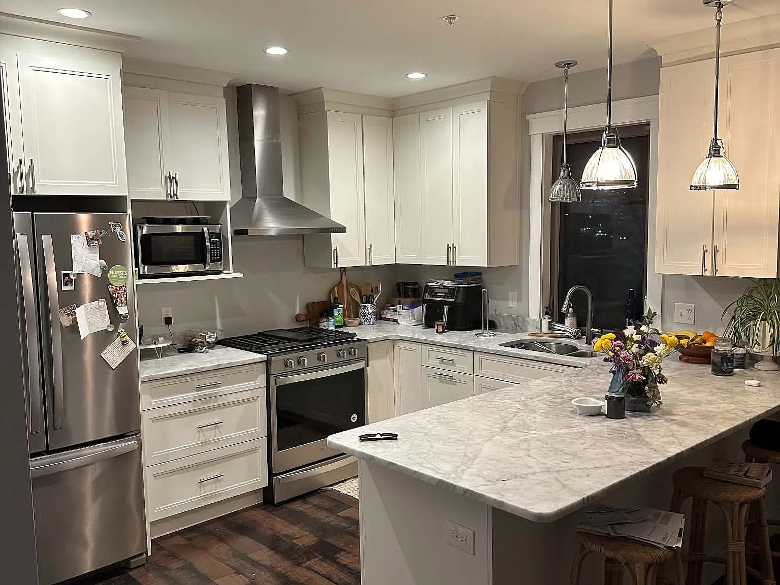2 bed, 1100 sqft, $3,400 — Photo 1