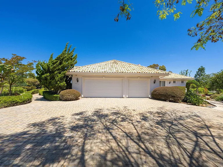 3377 Calle Margarita — Photo 44