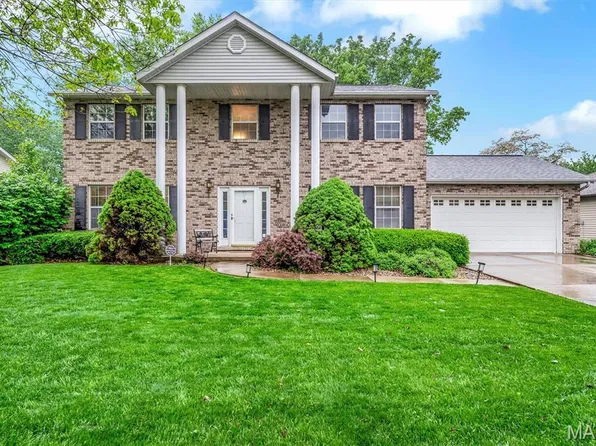 3901 Michael John Dr, Swansea, IL 62226