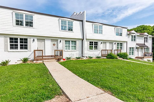 400 Gallery Ln #A4 Photo 1