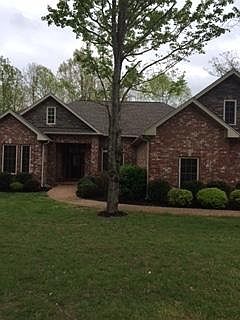 1st image of 198 Pebble Brook Dr