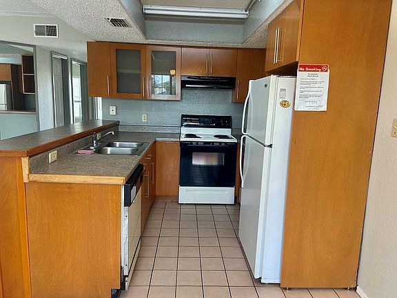 4th image of 115 E Amberjack St Unit 209