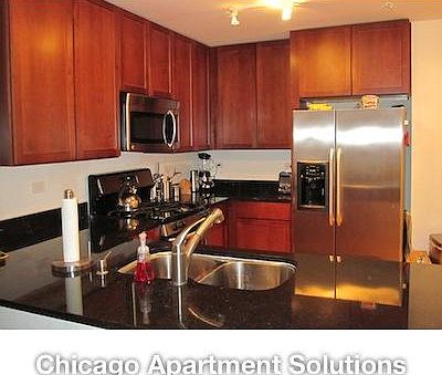 2nd image of 845 N Kingsbury St Unit 402
