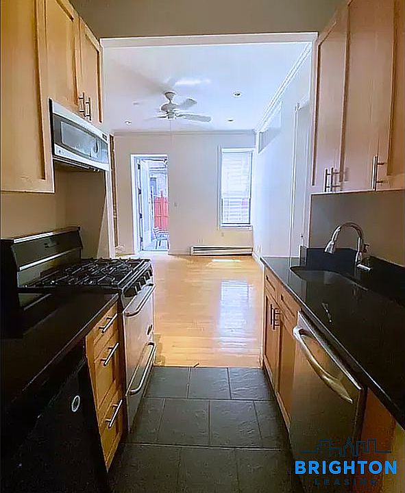 1st image of 212 E 29th St #1A