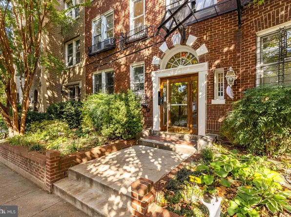 1869 Mintwood Pl NW APT 12, Washington, DC 20009
