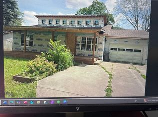 737 S Broadway St, Pendleton, IN 46064