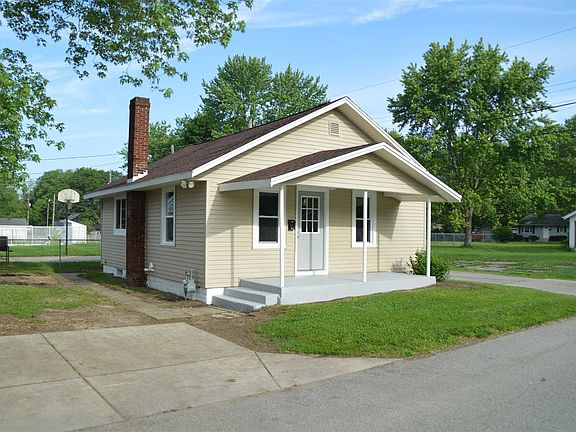 2nd image of 972 E Indiana Ave