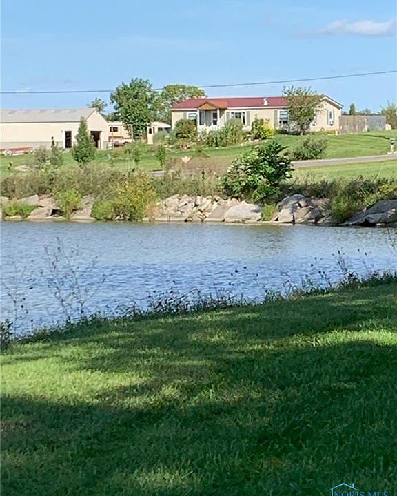 1st image of 323 Seneca Dr
