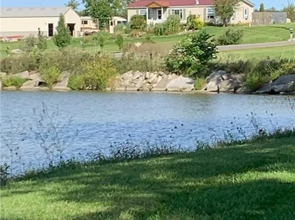 323 Seneca Dr, Montpelier, OH 43543