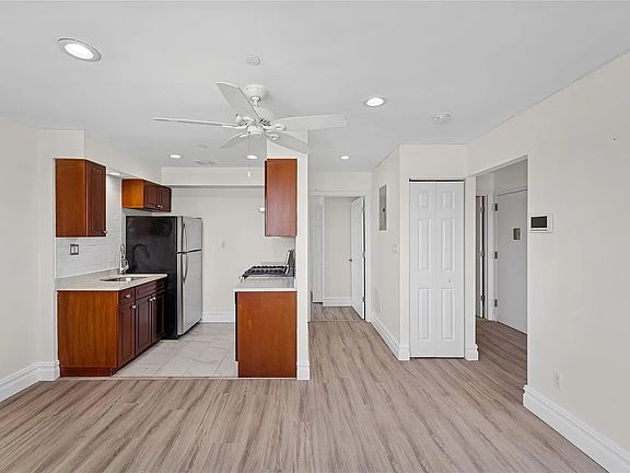 5th image of 135-46 Grand Central Pkwy #3A