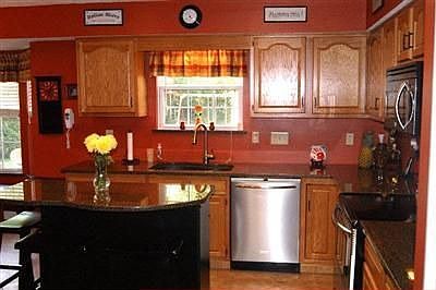 3rd image of 6308 Lakewood Dr
