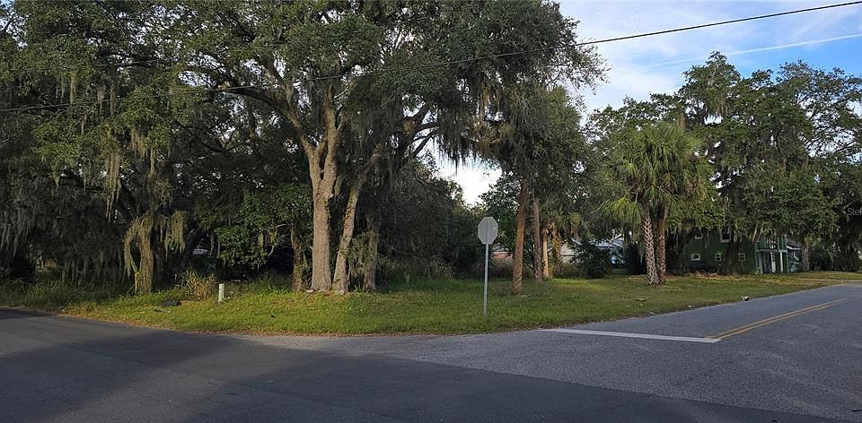 1st image of E 11TH STREET LOT 10