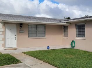 75 NE 186th Ter, Miami, FL 33179
