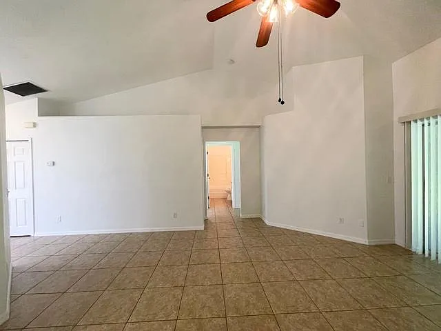 906 Cape Coral Pkwy W — Photo 17