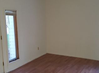 1805 Adams Ln APT 5, Zanesville, OH 43701