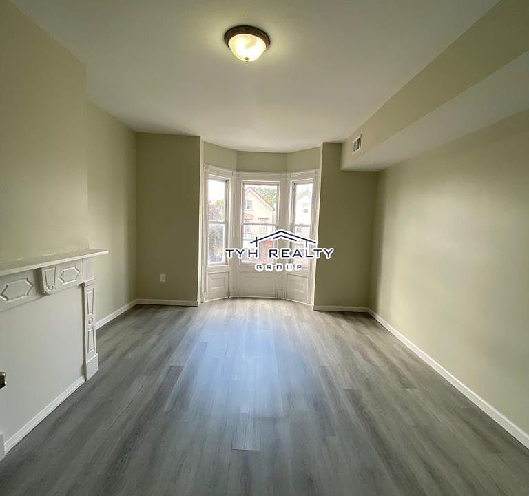2nd image of 107 Bloomfield Ave Floor 2