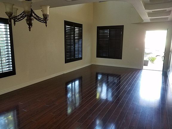 3rd image of 29803 Old Sycamore Ln