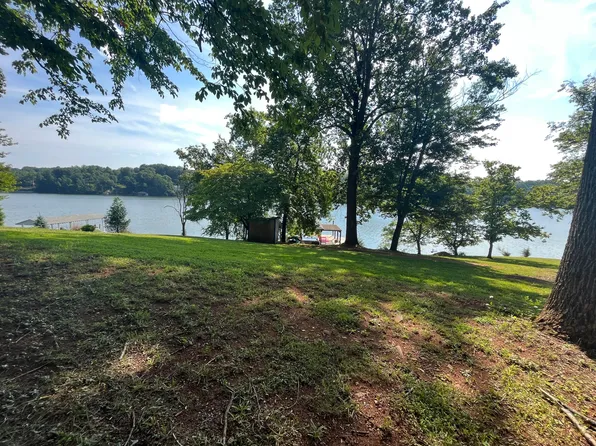 13 Sourwood Dr, Hardy, VA 24101