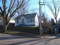 1st image of 414 32nd St