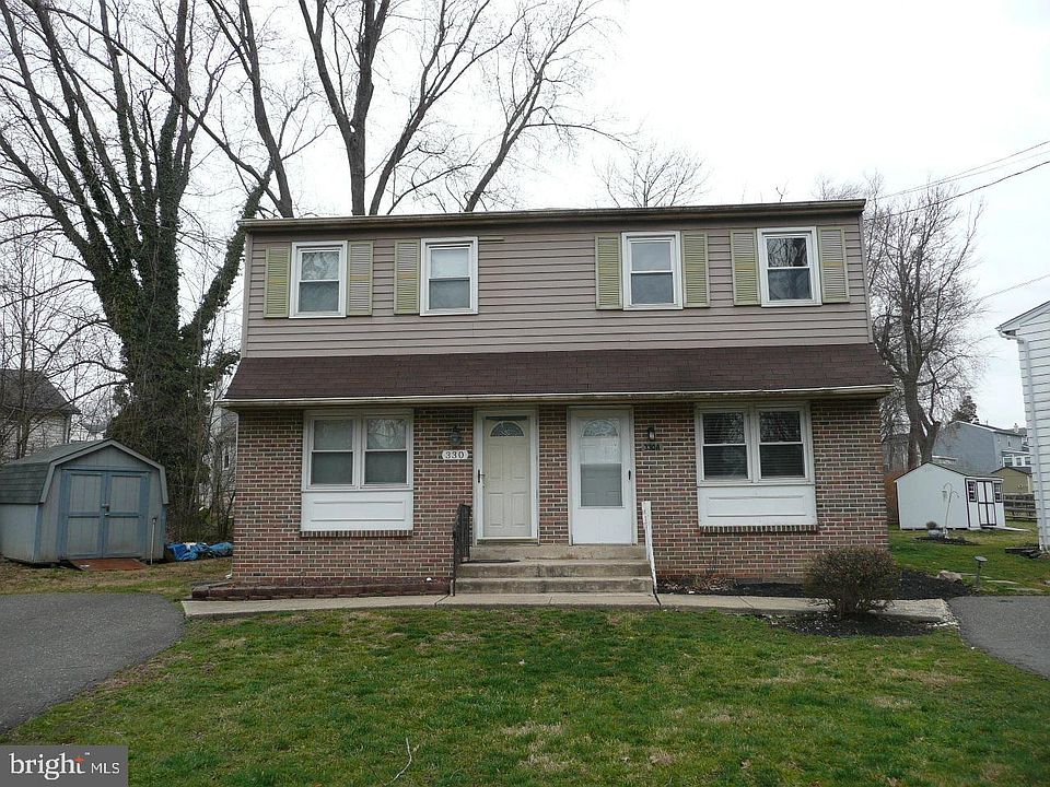 2nd image of 330 Edgewood Ave