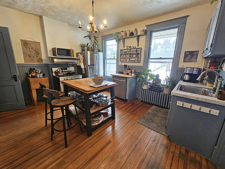 159 Green St — Photo 14