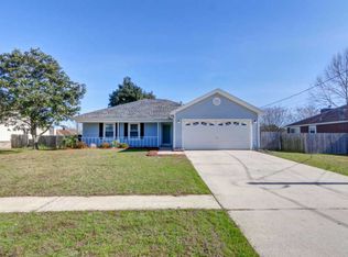 2248 Kerra Ln, Navarre, FL 32566